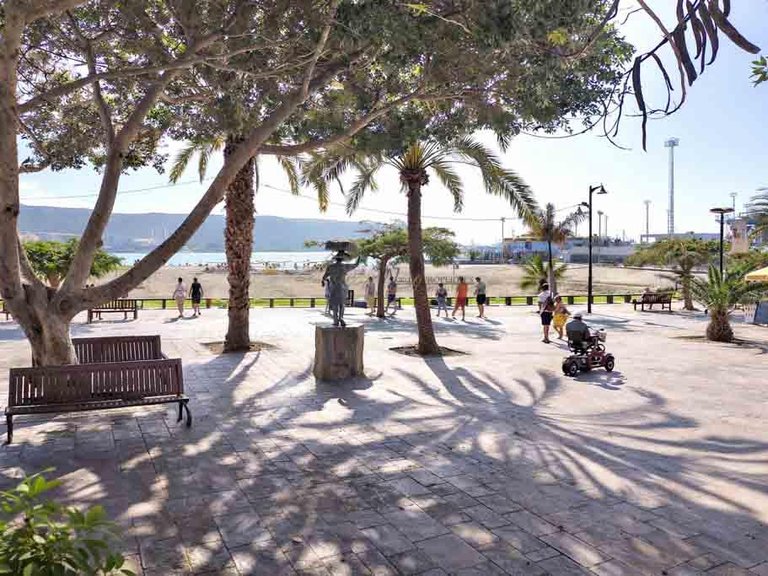 Apartment for Sale in Los Cristianos, Tenerife, España 19