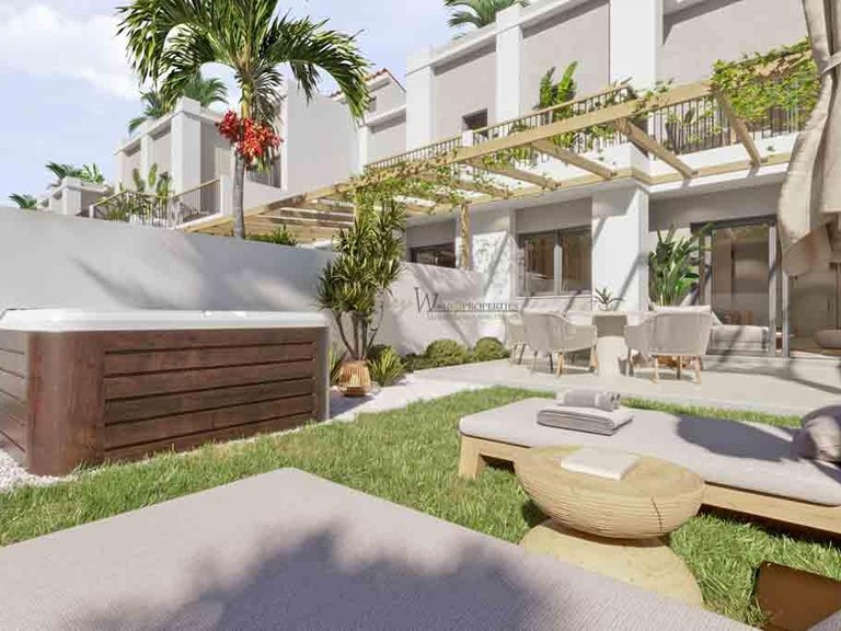Town House for Sale in Amarilla Golf, Tenerife, España 1