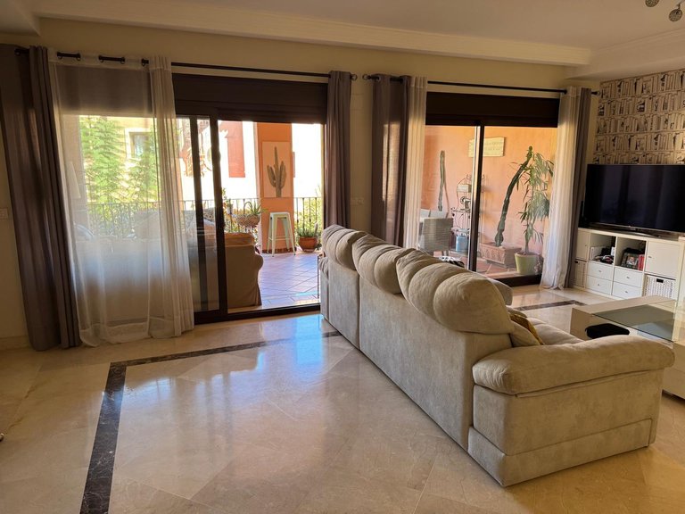 Villa for Sale in Estepona, Malaga 6