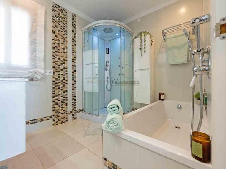 Villa for Sale in Amarilla Golf, Tenerife, España 49