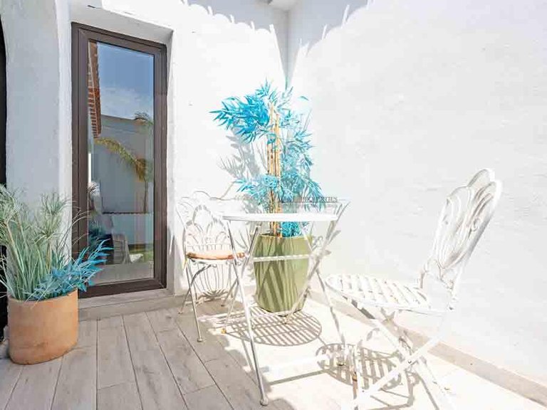 Villa for Sale in Amarilla Golf, Tenerife, España 8