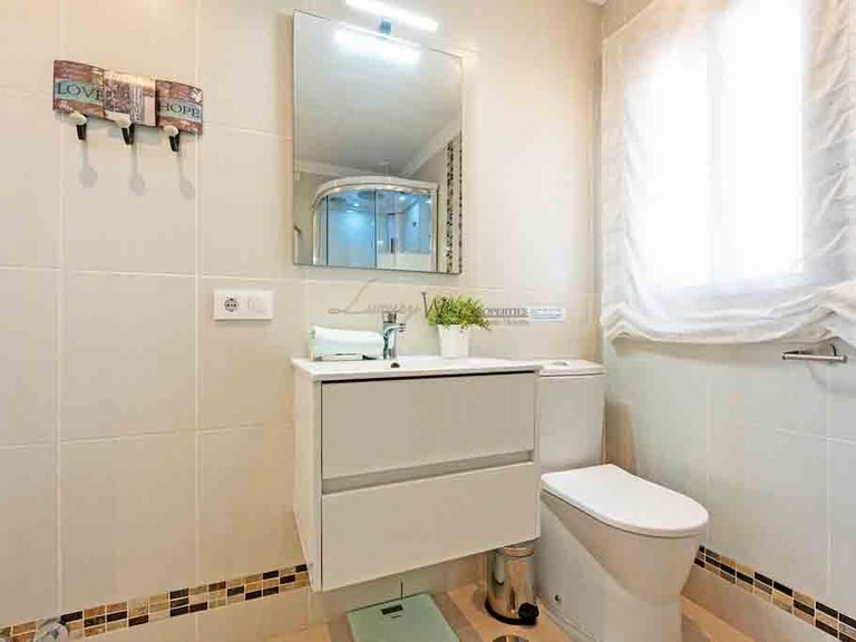 Villa for Sale in Amarilla Golf, Tenerife, España 50