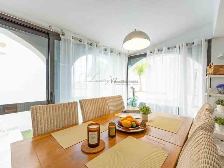 Villa for Sale in Amarilla Golf, Tenerife, España 21