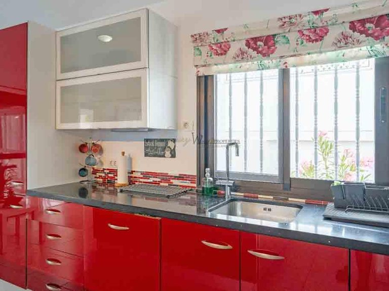 Villa for Sale in Amarilla Golf, Tenerife, España 16