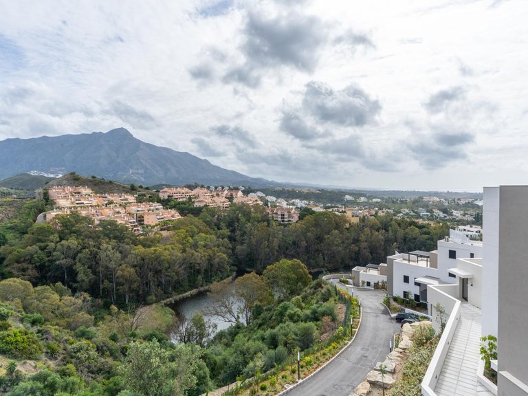 Penthouse for Sale in Marbella, Malaga 44