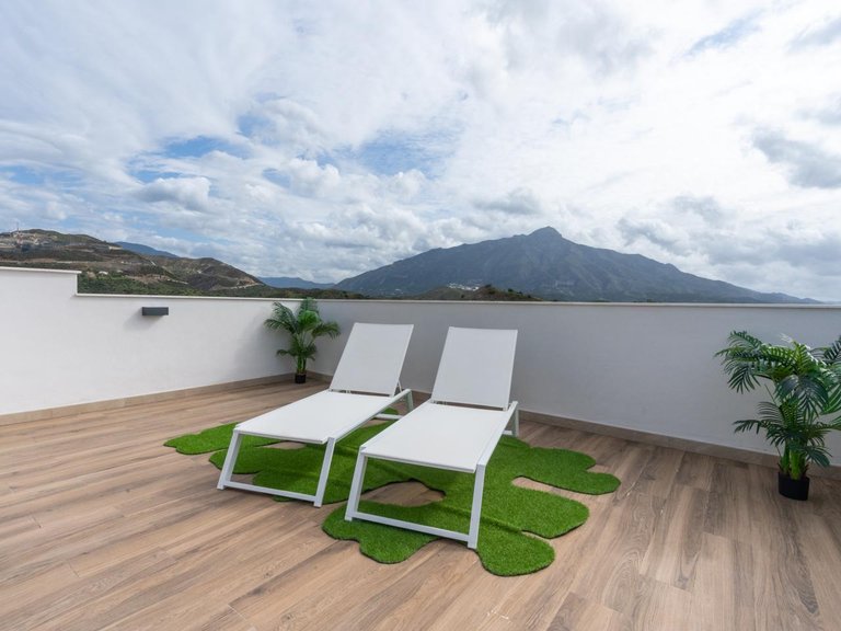 Penthouse for Sale in Marbella, Malaga 46