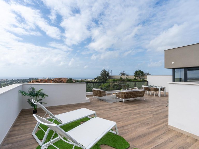 Penthouse for Sale in Marbella, Malaga 11