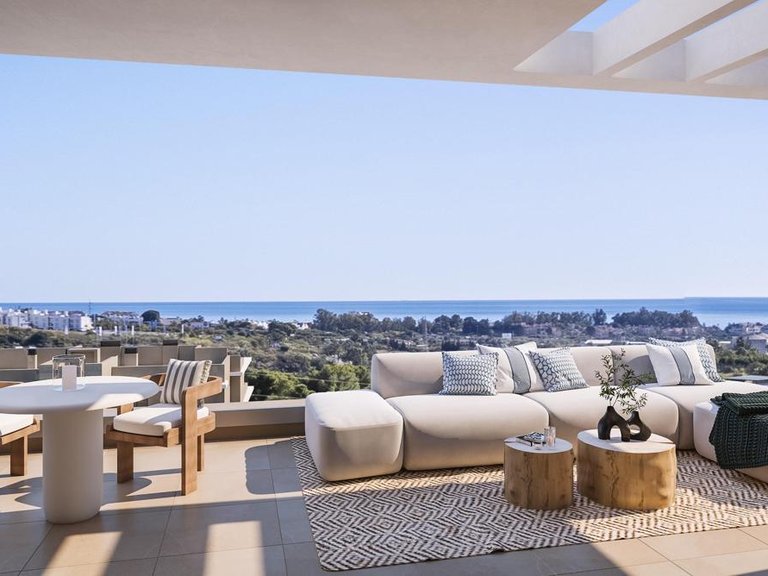 Penthouse for Sale in Estepona, Malaga 1