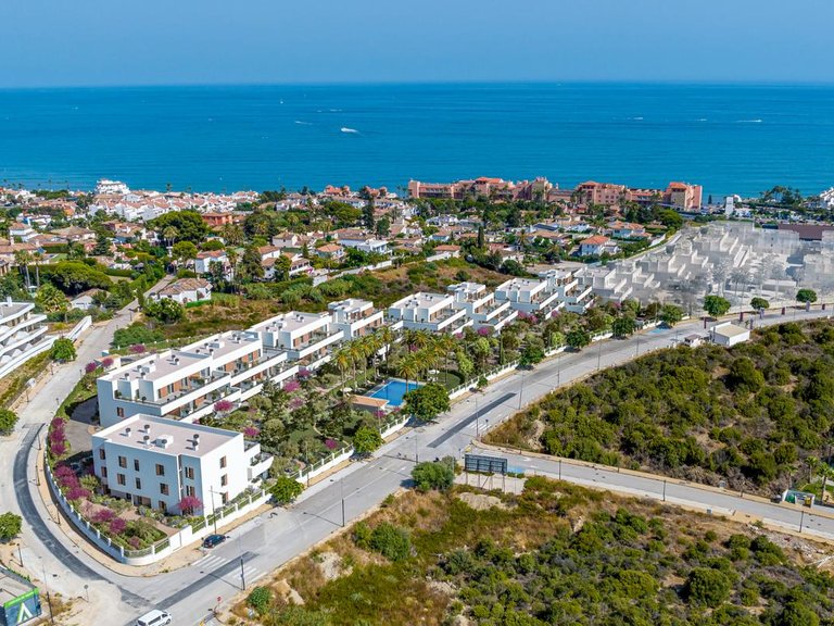 Apartment for Sale in Estepona, Malaga 2