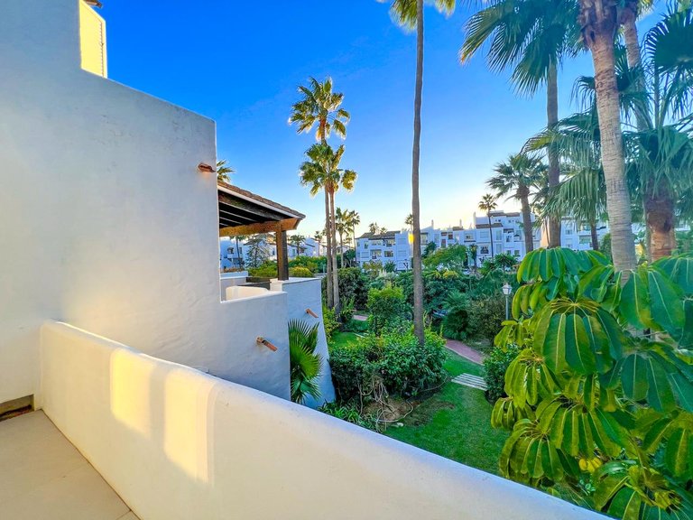 Town House for Sale in Estepona, Malaga 19