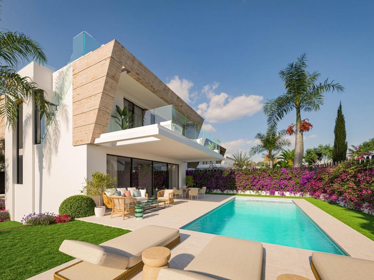 Villa for Sale in Estepona, Malaga 1