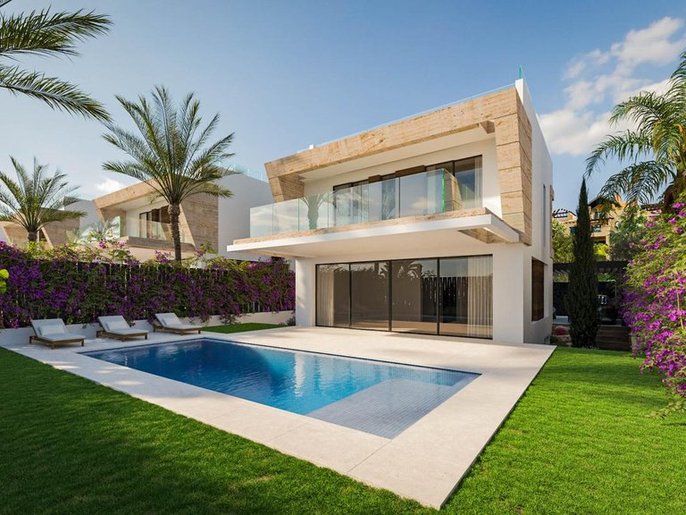 Villa for Sale in Estepona, Malaga 7