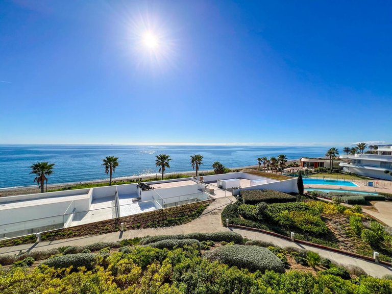 Apartment for Sale in Estepona, Malaga 2