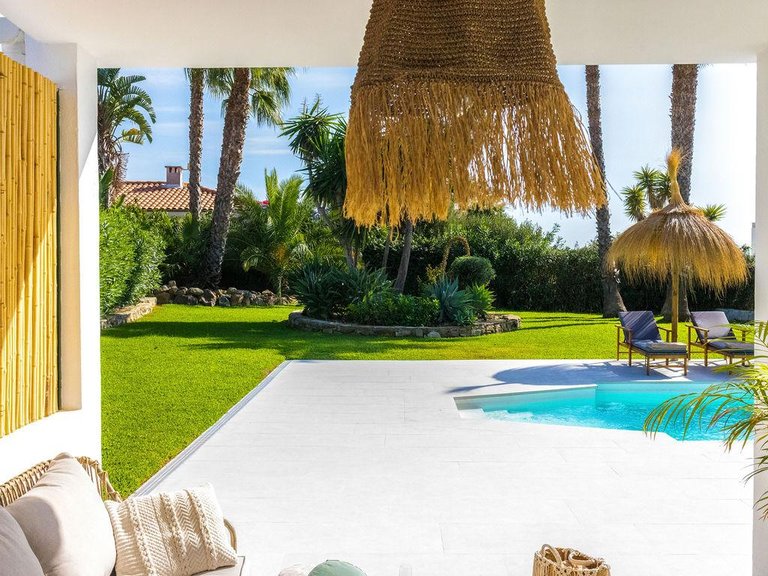 Villa for Sale in Estepona, Malaga 17