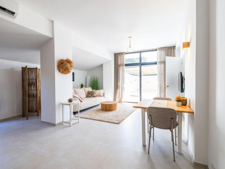 Villa for Sale in Estepona, Malaga 19