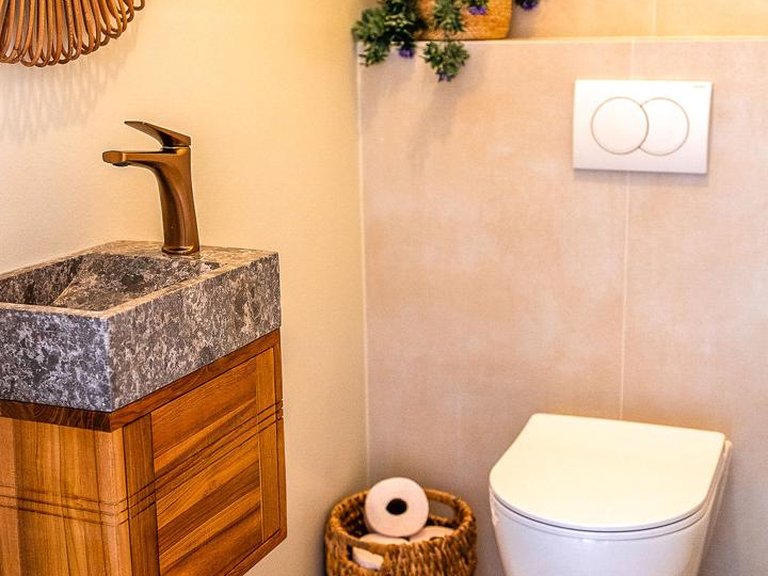 Villa for Sale in Estepona, Malaga 12