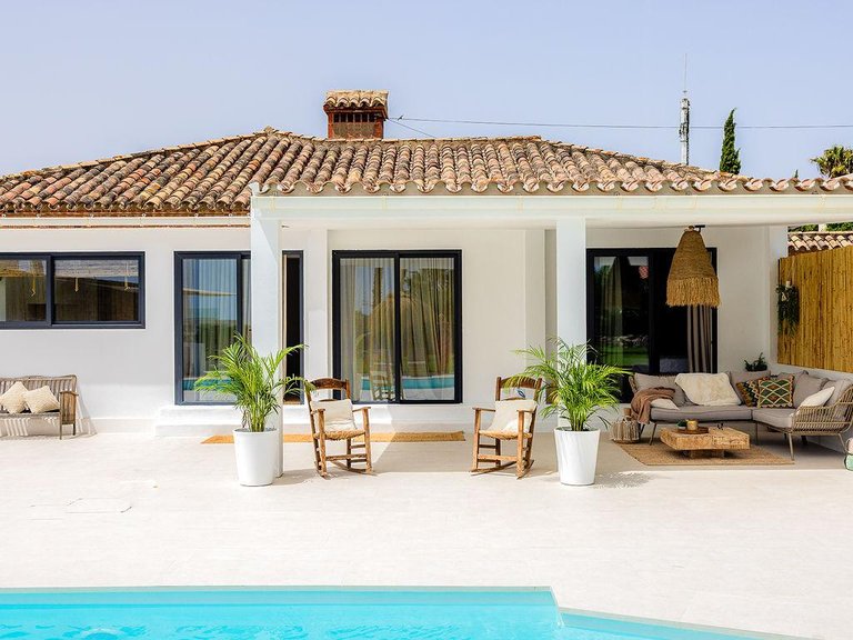 Villa for Sale in Estepona, Malaga 36