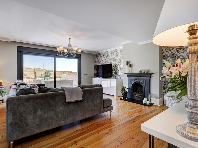 Villa for Sale in Casares, Malaga 28
