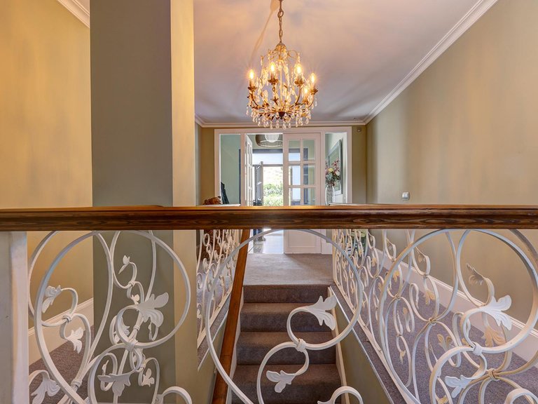 Villa for Sale in Casares, Malaga 6