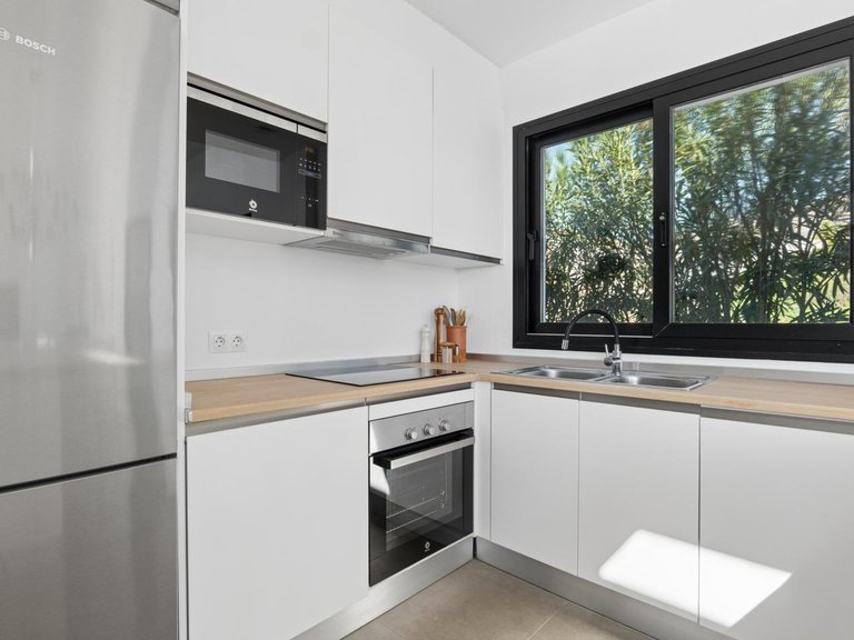 Villa for Sale in Estepona, Malaga 14