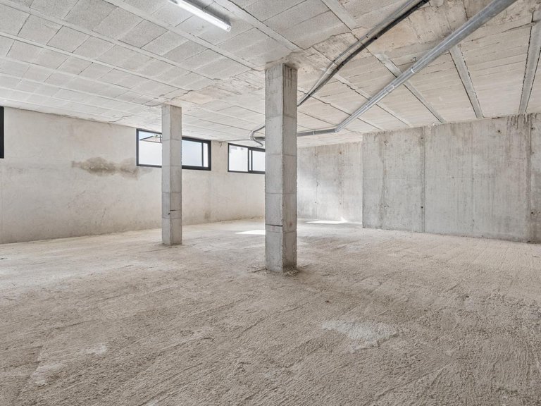 Villa for Sale in Estepona, Malaga 11