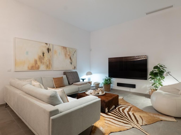 Villa for Sale in Estepona, Malaga 5