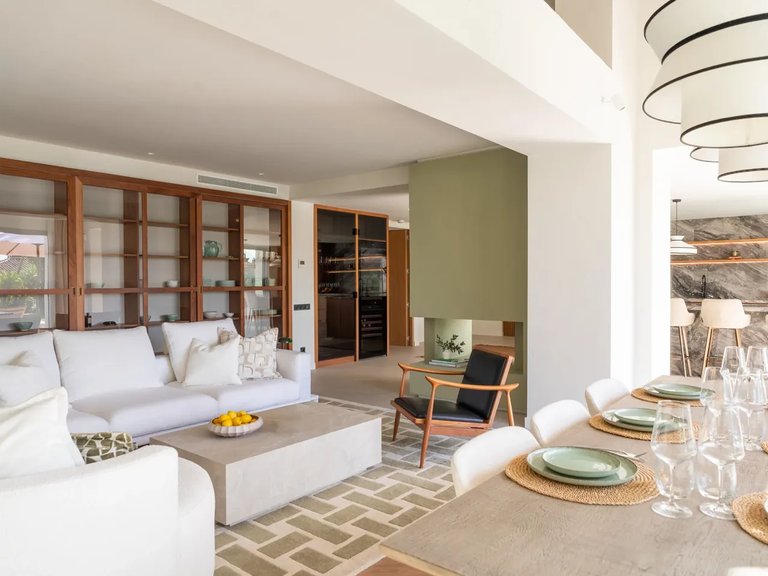 Villa for Sale in Marbella, Malaga 14