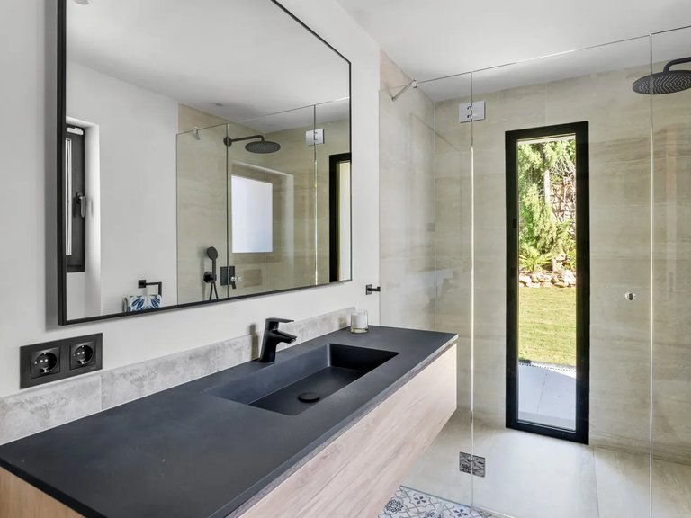 Villa for Sale in Marbella, Malaga 7