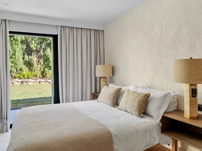 Villa for Sale in Marbella, Malaga 10