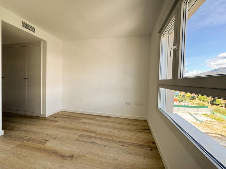 Apartment for Sale in Marbella, Malaga 11