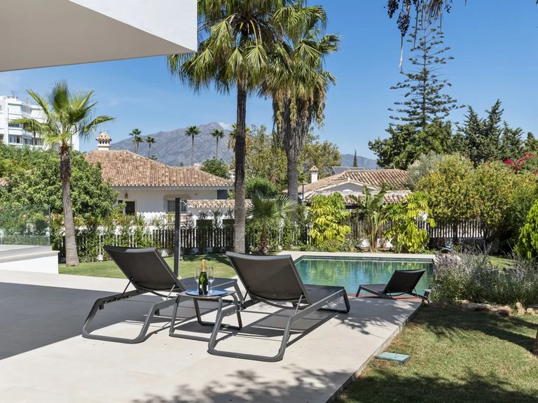 Villa for Sale in Marbella, Malaga 41