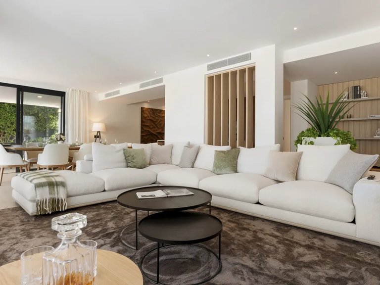 Villa for Sale in Marbella, Malaga 19