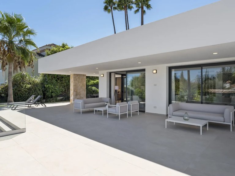 Villa for Sale in Marbella, Malaga 33