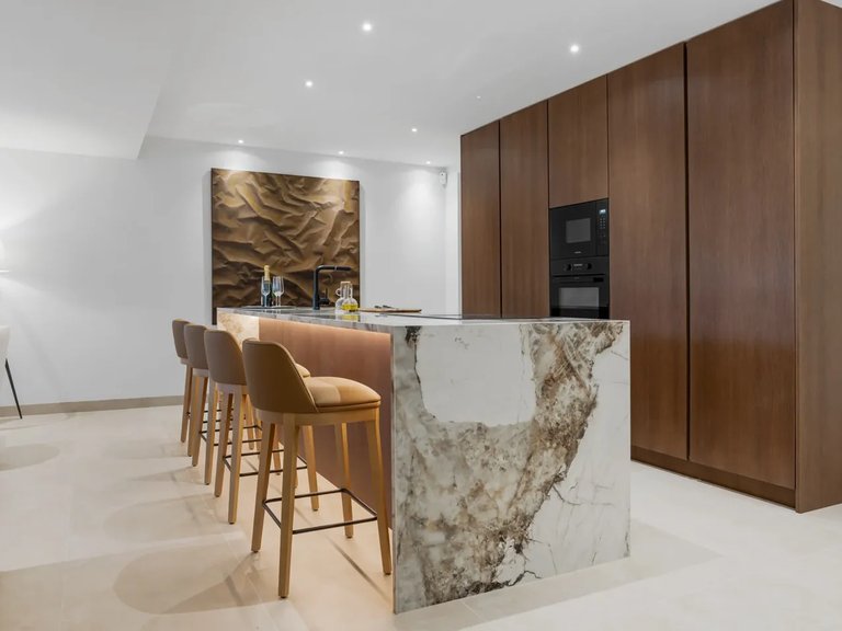 Villa for Sale in Marbella, Malaga 2