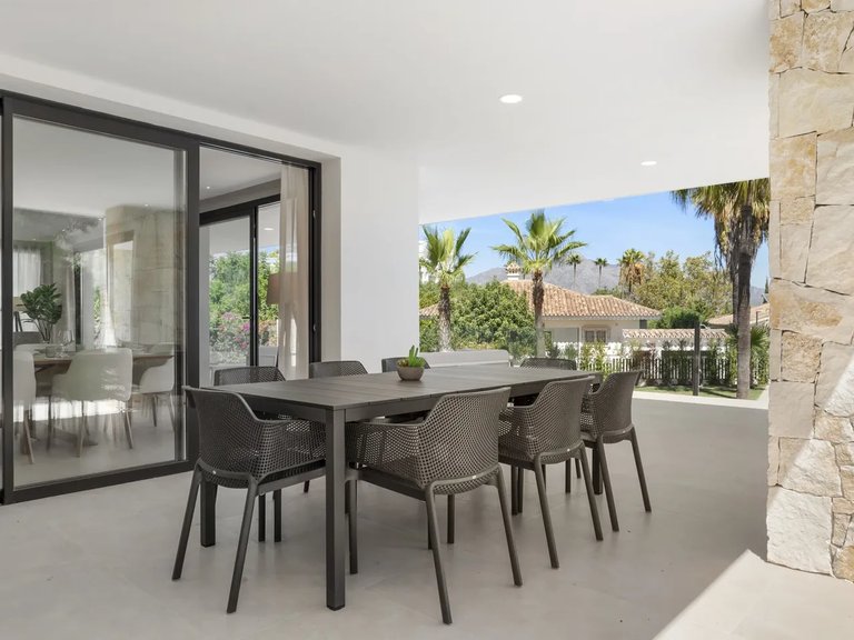 Villa for Sale in Marbella, Malaga 31