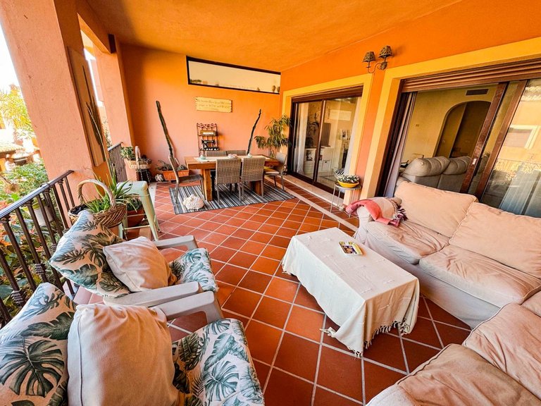 Villa for Sale in Estepona, Malaga 13