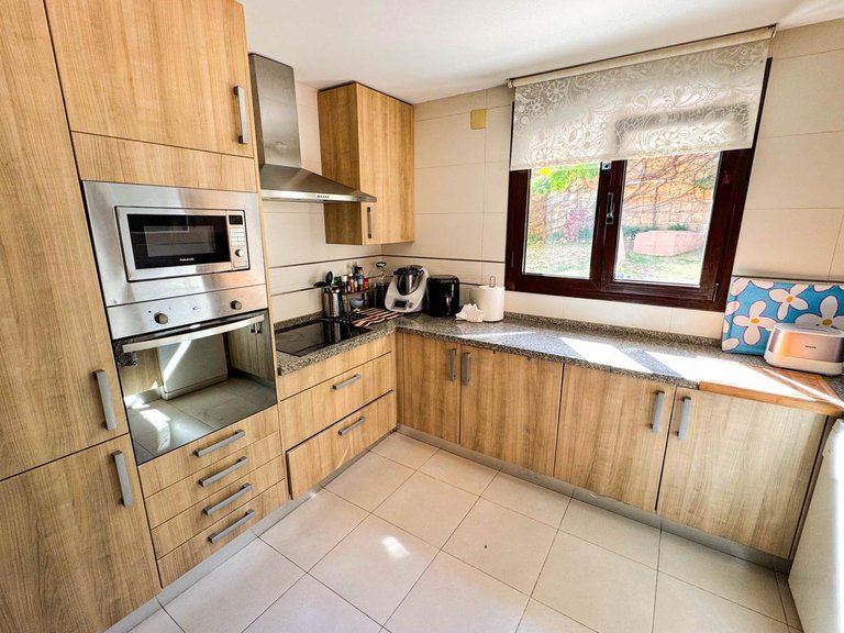 Villa for Sale in Estepona, Malaga 3