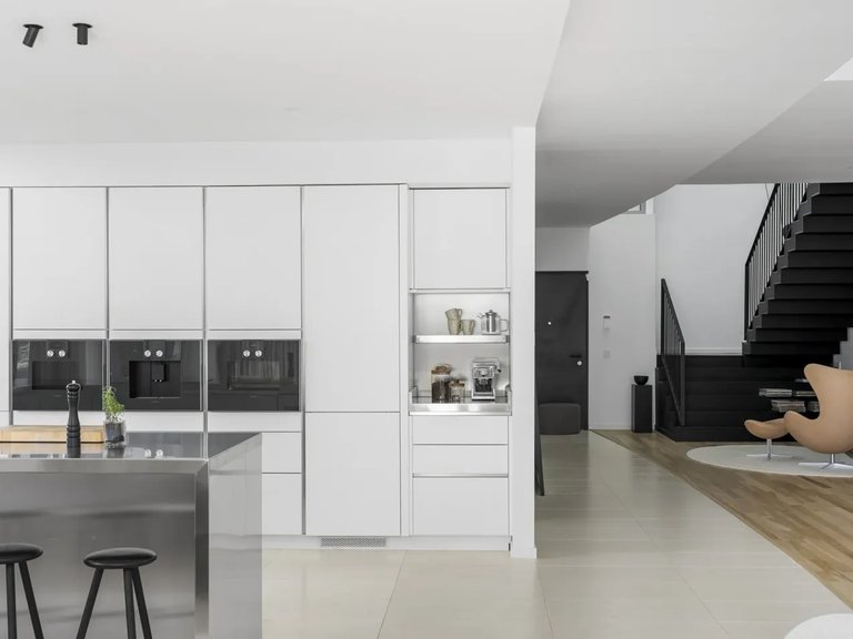 Villa for Sale in Marbella, Malaga 4