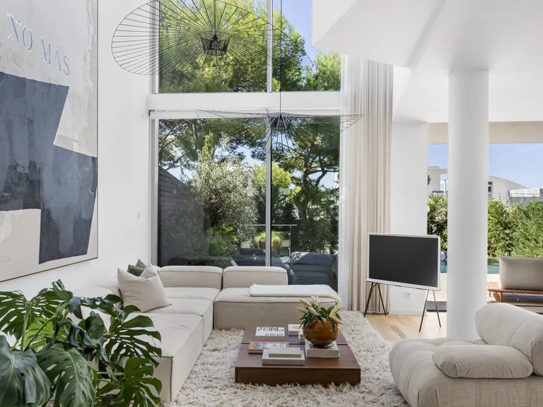 Villa for Sale in Marbella, Malaga 3