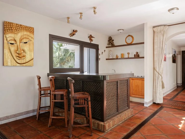 Villa for Sale in Istán, Malaga 8