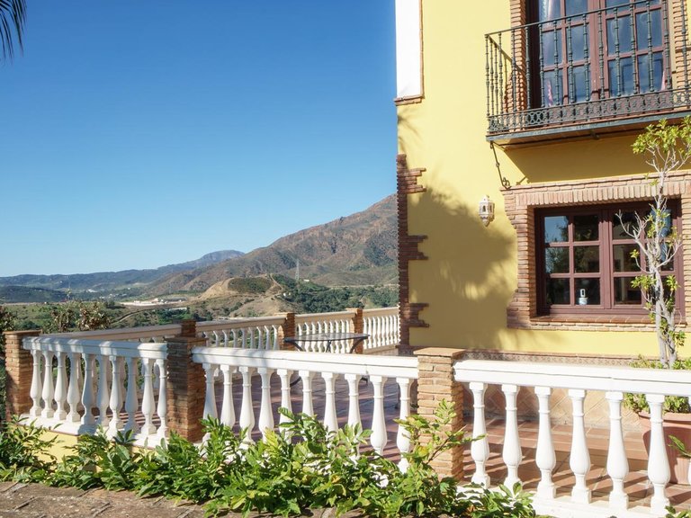 Villa for Sale in Estepona, Malaga 27