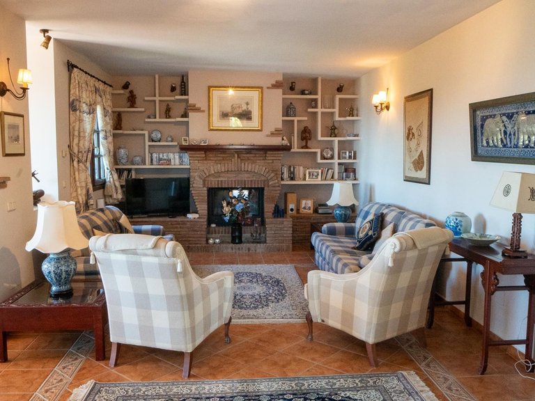 Villa for Sale in Estepona, Malaga 15