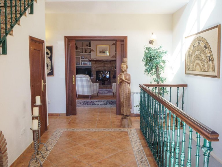 Villa for Sale in Estepona, Malaga 22