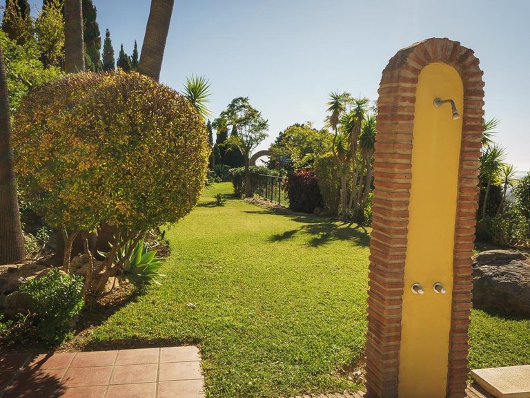 Villa for Sale in Estepona, Malaga 28