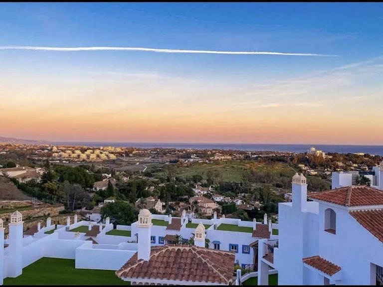 Apartment for Sale in Benahavís, Malaga 31