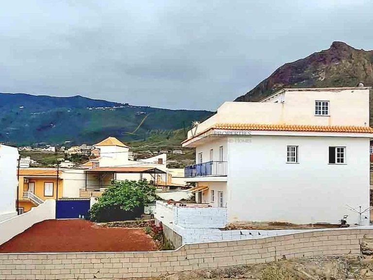 Villa for Sale in Buzanada, Tenerife, España 1