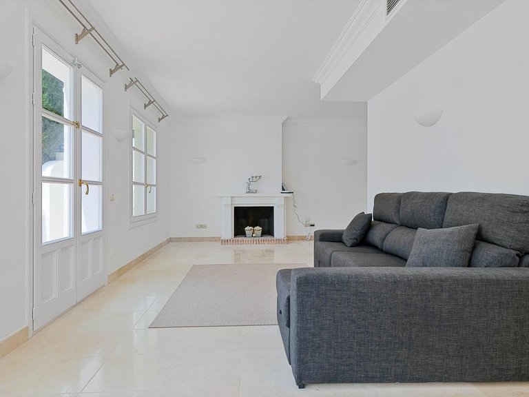 Town House for Sale in Benahavís, Malaga 2