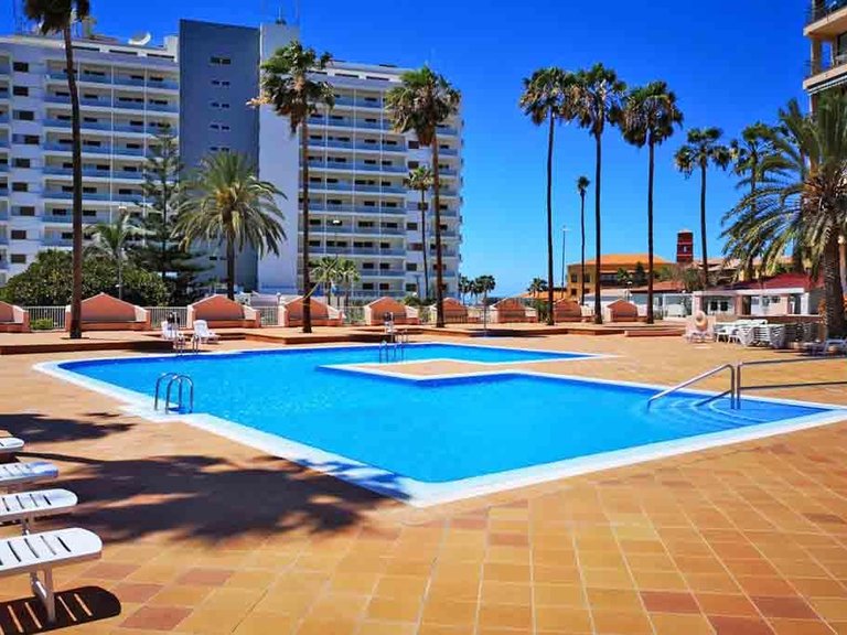 Apartment for Sale in Playa De Las Américas, Tenerife, España 13