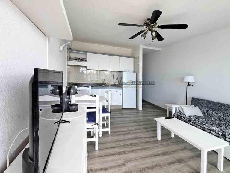 Apartment for Sale in Playa De Las Américas, Tenerife, España 5