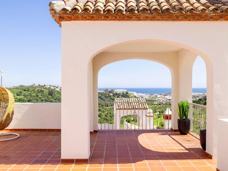 Town House for Sale in Estepona, Malaga 2